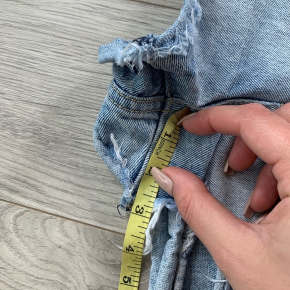 Minkpink Distressed Slasher Jean Denim Shorts - Picture 11 of 12